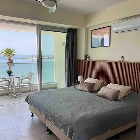 Harbour Lights * Paphos