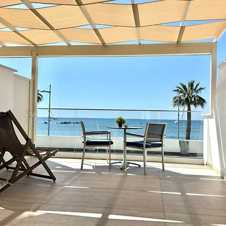 Apartman Harbour Lights