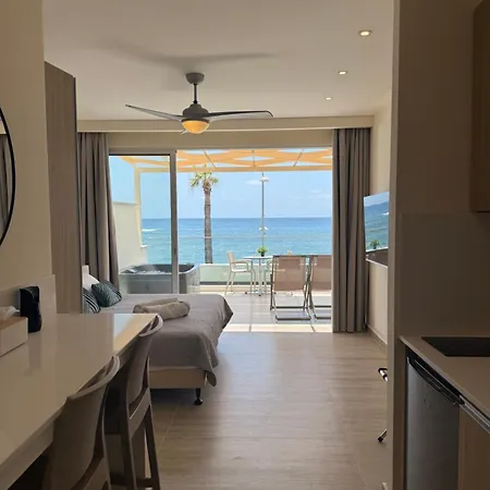 Harbour Lights Paphos