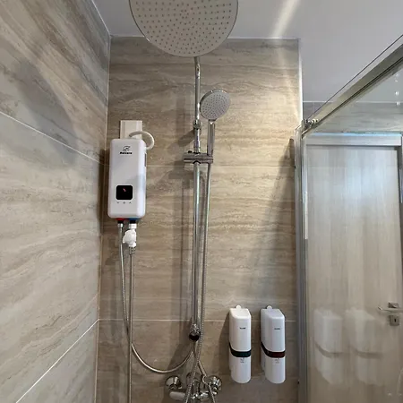 Harbour Lights Apartman Paphos