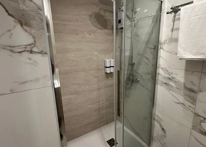 Апартаменты Harbour Lights *