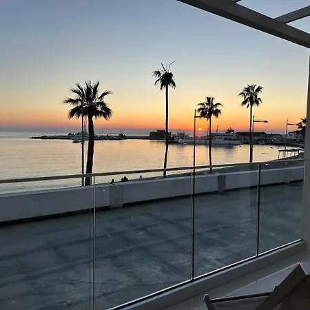 Harbour Lights Apartament Paphos